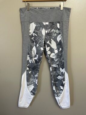 Athleta XL Tall High Rise Tropical Flow Chaturanga Leggings Gray Pocket